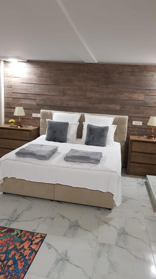 Mini Pool Rooms - Ultracentral - Piscina Cu Hidromasaj Орадеа Екстериор снимка