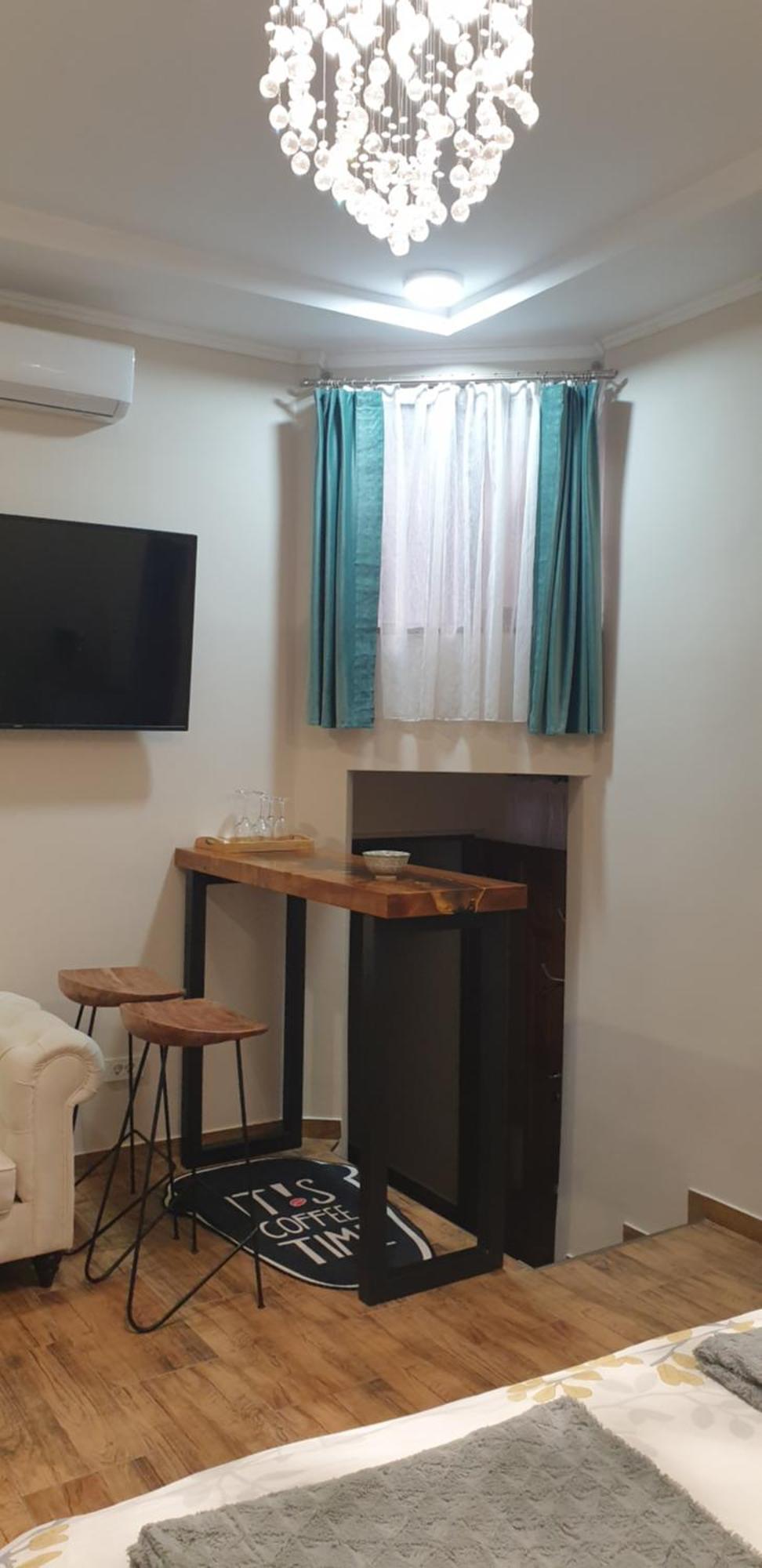 Mini Pool Rooms - Ultracentral - Piscina Cu Hidromasaj Орадеа Екстериор снимка